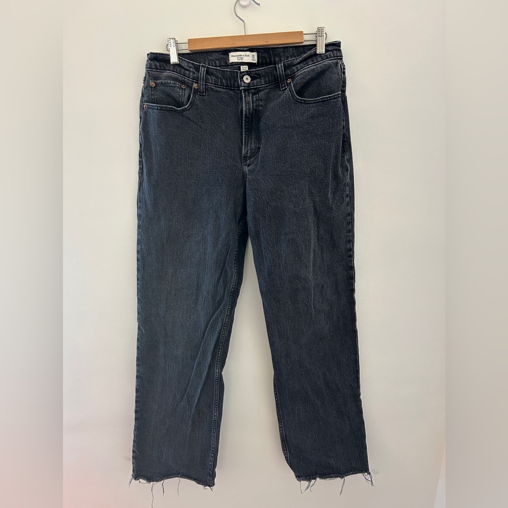 ABERCROMBIE The Baggy Low Rise Jean Black Size 10 Long Curve Love